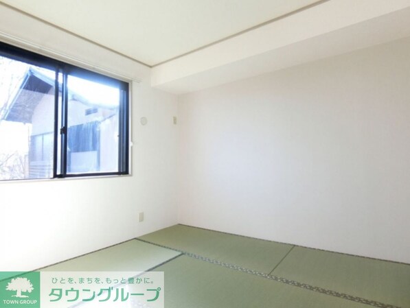 ハイツ・リヴァーサイドの物件内観写真